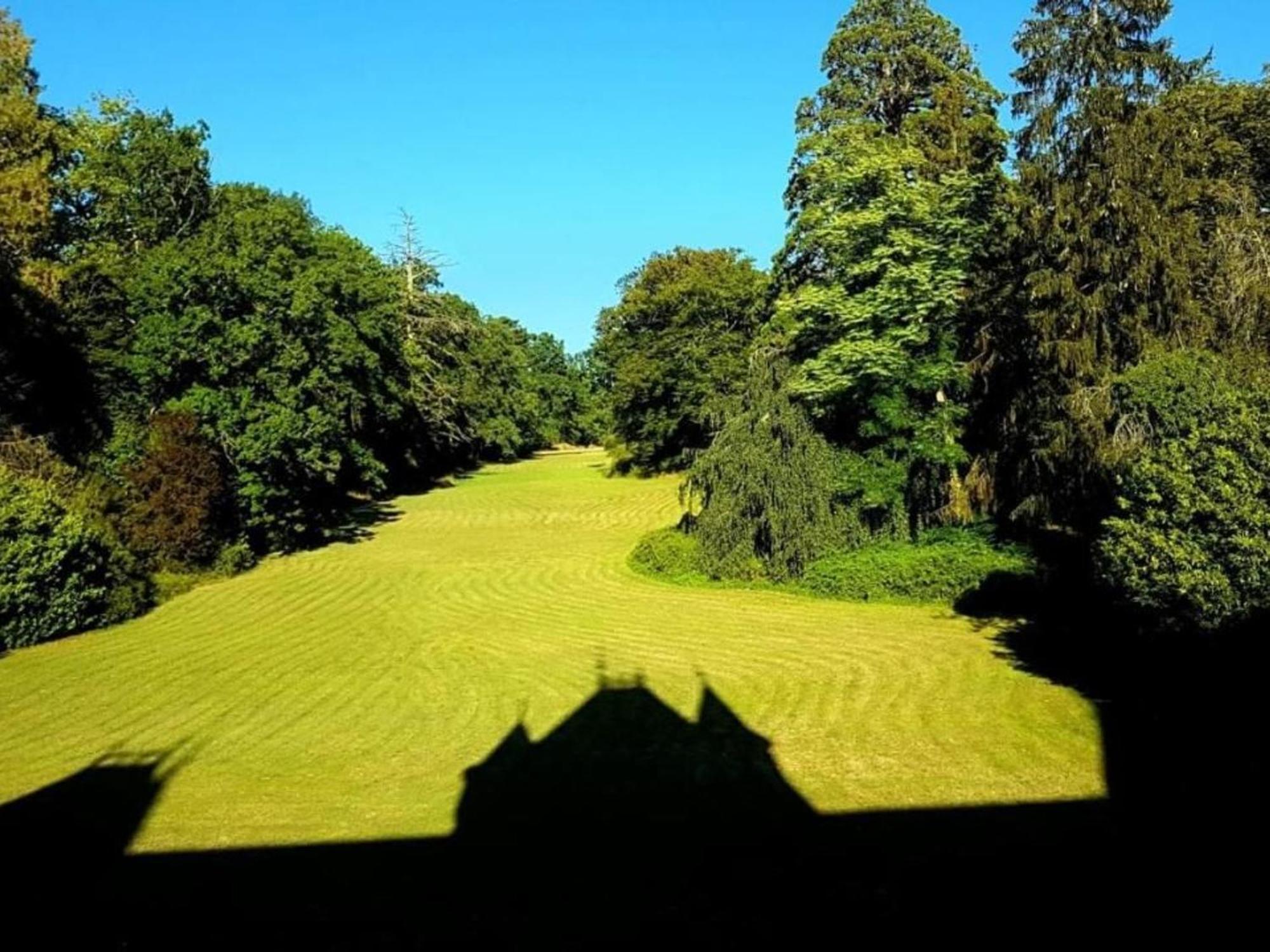 Sejour De Charme Au Chateau Avec Petit-Dejeuner Et Parking - Fr-1-591-705 Cluis Luaran gambar